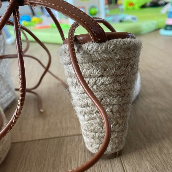 Brown shein shoes - Picture 3 of 4